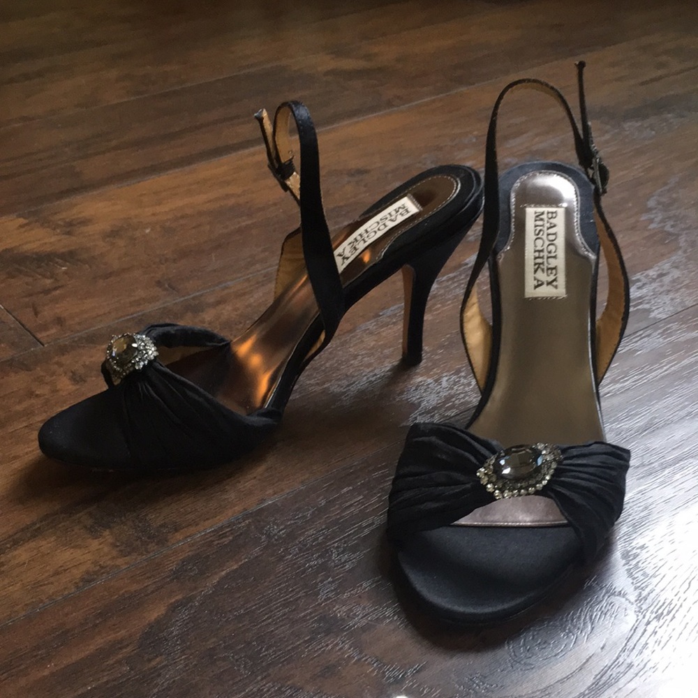 Badgley Mischka Black Jeweled Stilettos 6.5